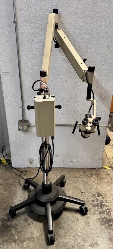 GLOBAL M704FS SURGICAL MICROSCOPE