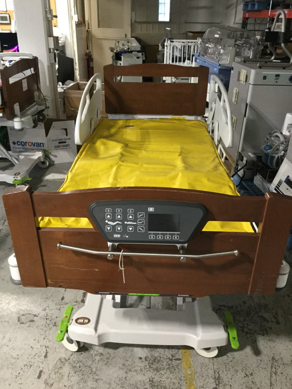 UMANO FL36 ELECTRIC MEDICAL BED NO MATTRESS