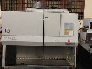 BAKER SG603 STERILGARD III ADVANCE BIOSAFETY CABINET