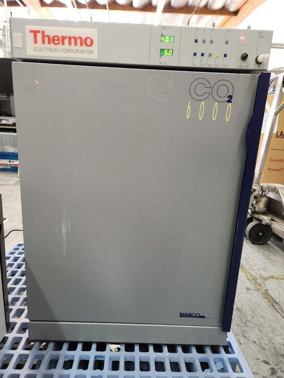 THERMO 3554 CO2 6000 INCUBATOR