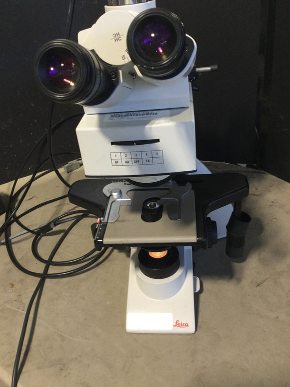 LEICA DM 2000 MICROSCOPE