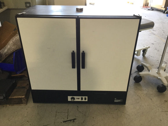 CURTIN MATHESON SCIENTIFIC C1487-11 EQUATHERM INCUBATOR