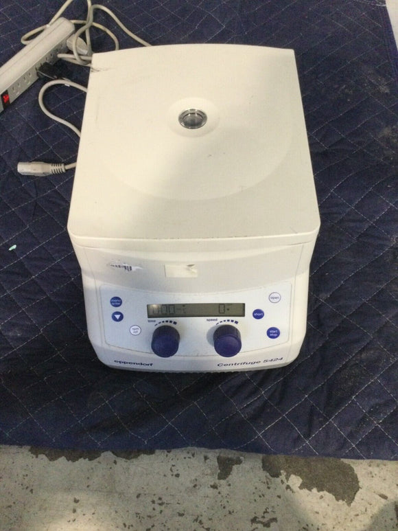 EPPENDORF 5424 CENTRIFUGE