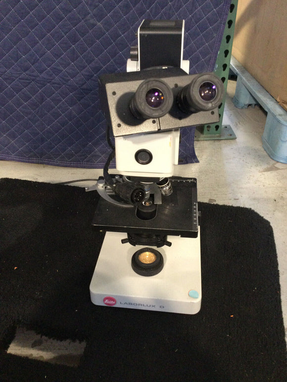 LEITZ LABORLUX D MICROSCOPE