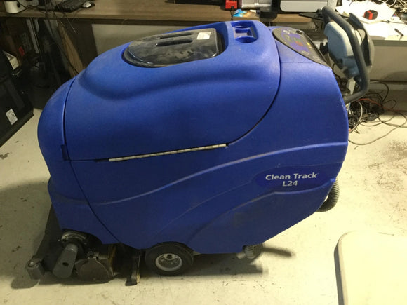 CLARKE CLEAN TRACK L24 FLOOR AUTOSCRUBBER
