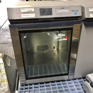 THERMO TSX505GA UNDERCOUNTER REFRIGERATOR CRACKED SCREEN
